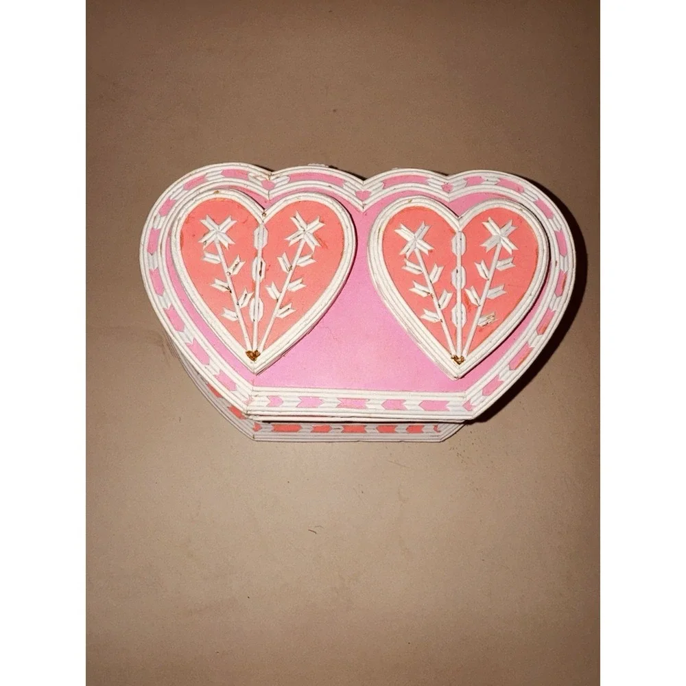 Hand Made Prison Art Heart Shaped Jewelry Box‎ Toothpicks Pink White Photo Frame
